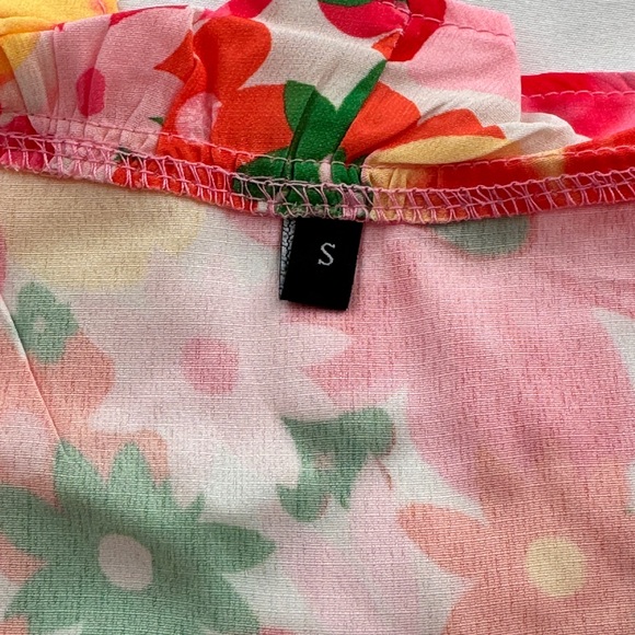 Floral Long Sleeve - Picture 2 of 2